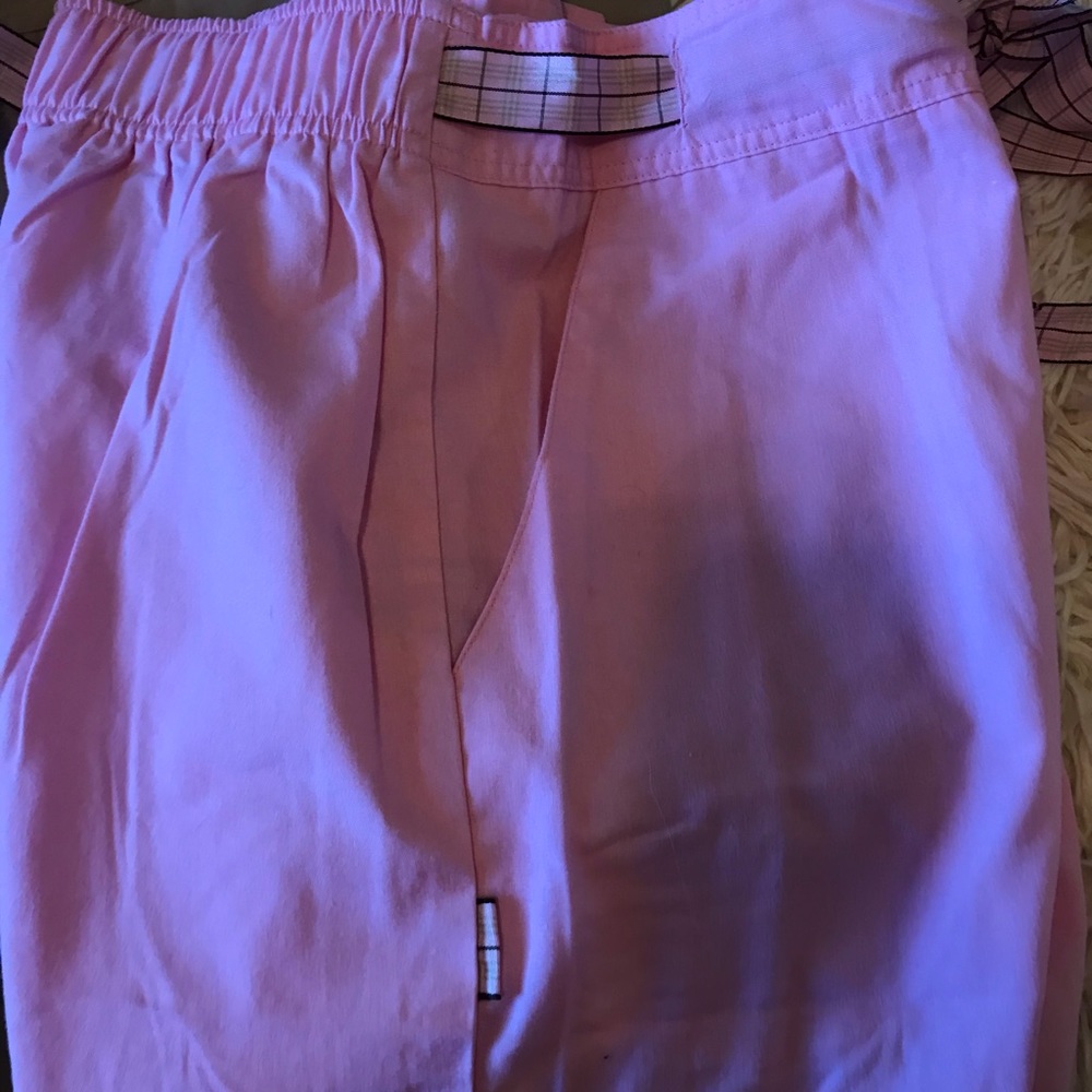 Peaches Scrubs SUPER cute. RARE FIND